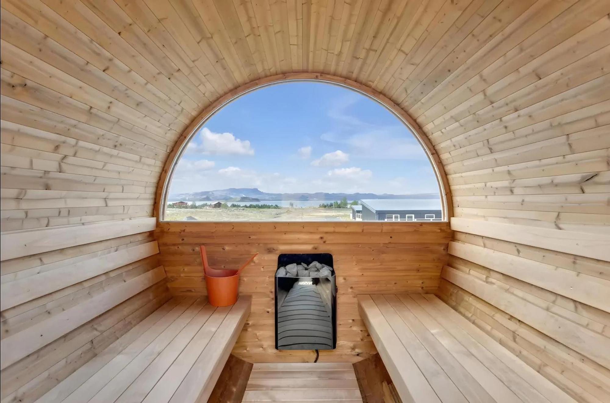 Veithilundur Cozy Cabin With Hot Tub & Sauna - Ultimate Retreat מראה חיצוני תמונה