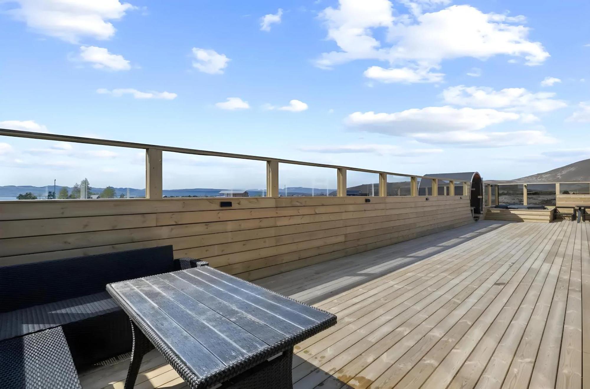 Veithilundur Cozy Cabin With Hot Tub & Sauna - Ultimate Retreat מראה חיצוני תמונה