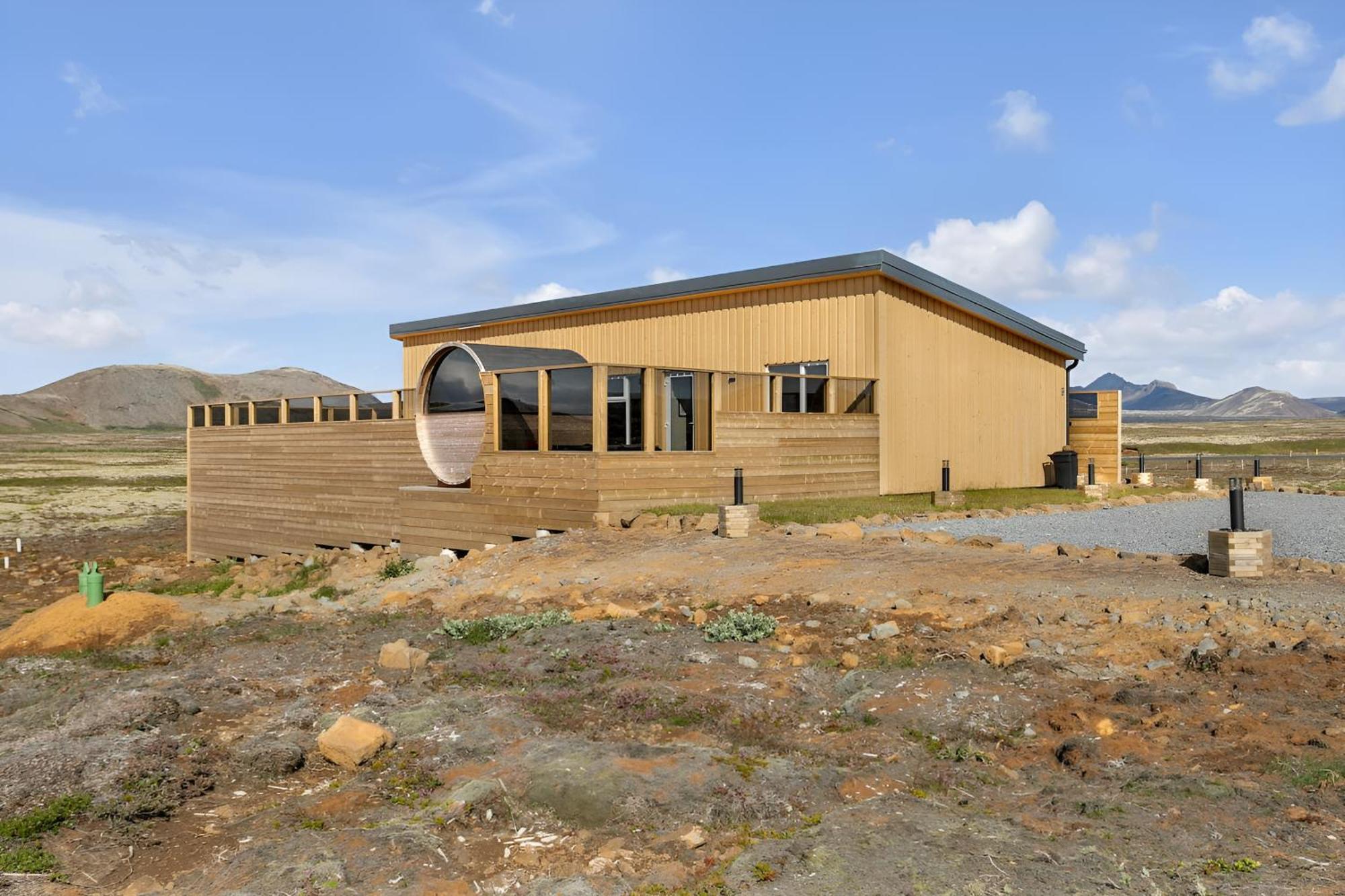 Veithilundur Cozy Cabin With Hot Tub & Sauna - Ultimate Retreat מראה חיצוני תמונה